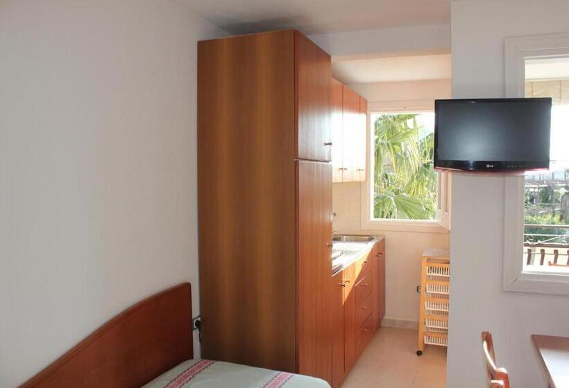Апартаменты 1 Спальня, Residence Vardano