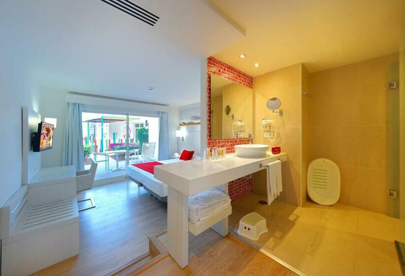 Полулюкс, Aequora Lanzarote Suites