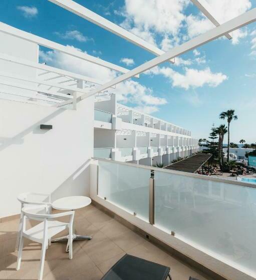 Полулюкс, Aequora Lanzarote Suites