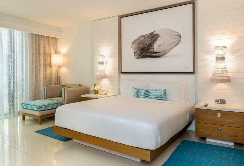 اتاق لوکس با تخت بزرگ, Grand Hyatt Baha Mar