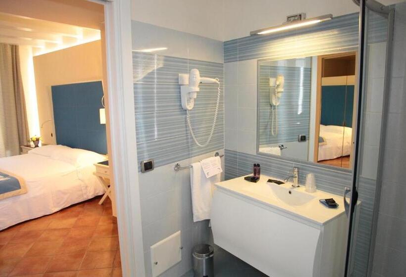 Номер Стандарт с Балконом, Portercole B&b