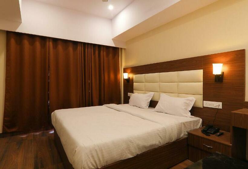 Номер Deluxe, Fabhotel Blueark