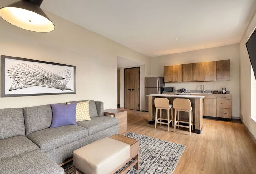 스위트, Hyatt Place Columbus Polaris