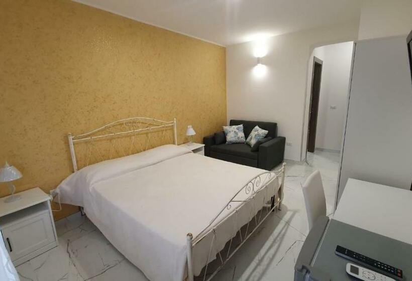 اتاق استاندارد سه نفره, B&b Ancora Del Sud