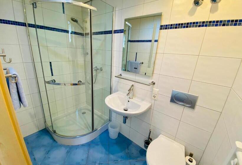 Полулюкс с Балконом, Otto   Bed & Breakfast