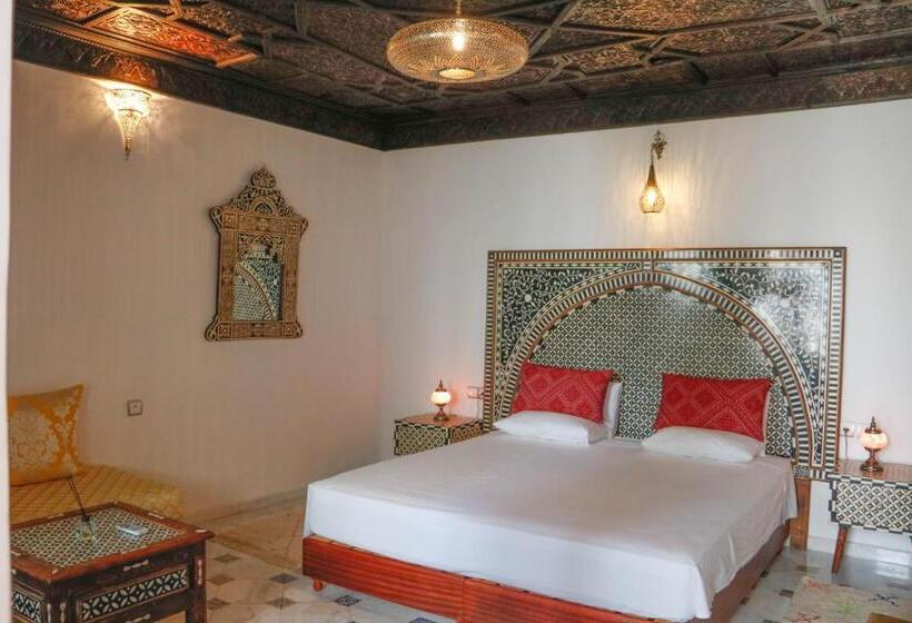 اتاق لوکس با بالکن, Riad Fez Mahal