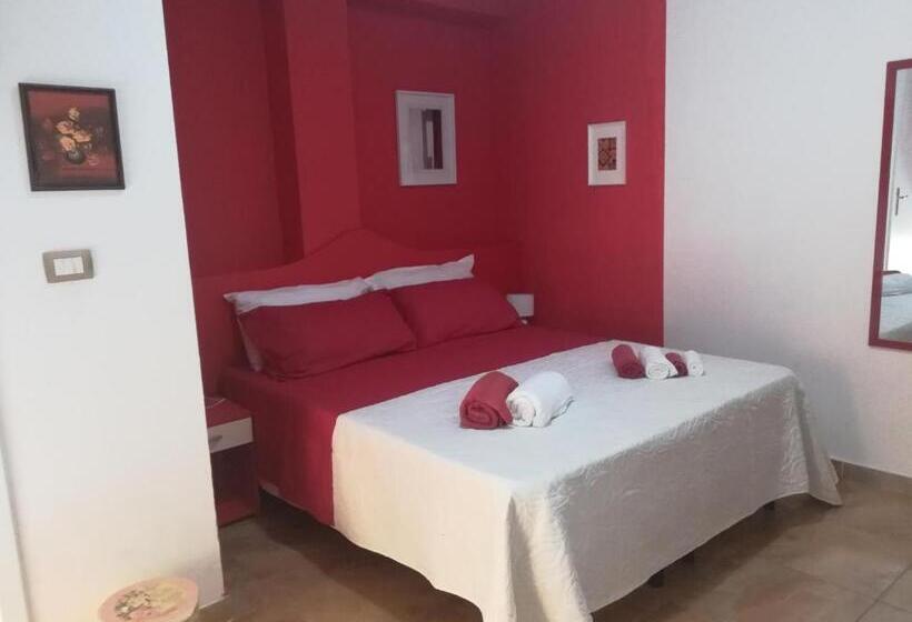 スタンダードルーム, B&b Al Quindici Scilla