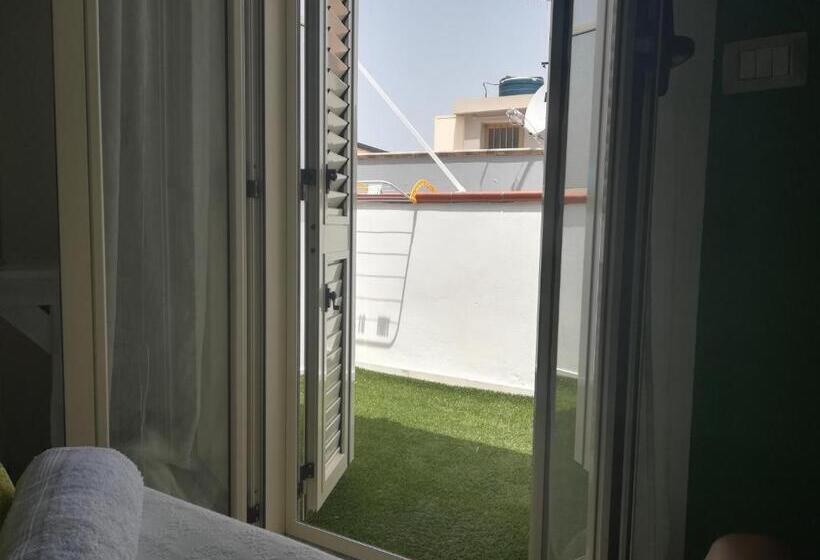 Standard room with outdoor bath, B&b Al Quindici Scilla