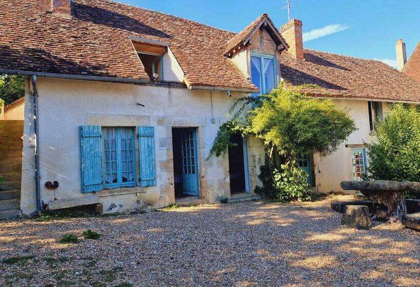 Family Suite, Ferme équestre & Chambres D Hôtes Gateau Stables Proche Guédelon