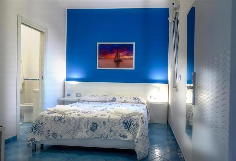 اتاق لوکس, B&b Stella Marina