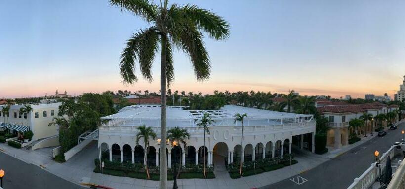 스탠다드 발코니 스튜디오, Palm Beach Historic Hotel With Juliette Balconies! 2 Blocks From Beach!