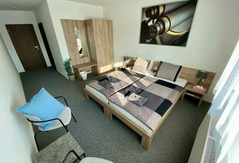 标准间, Apartmány Pelhřimov