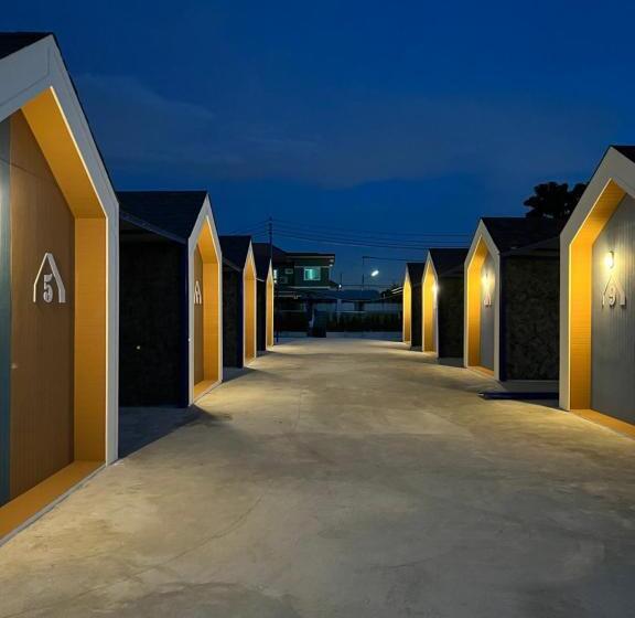 Трежместный Номер Economy, Chics Resort ชิคส์รีสอร์ท