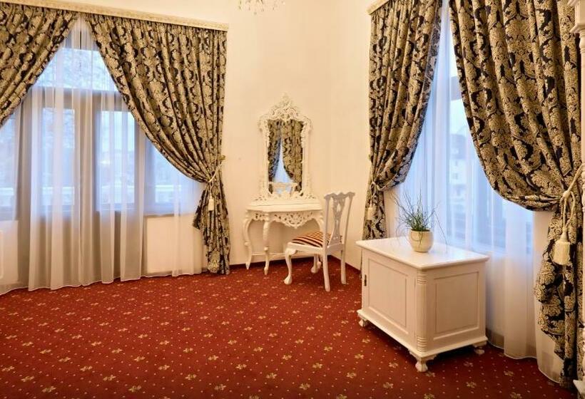 Номер Стандарт с Террасой, Zámek Wichterle   Hotel A Pivní Lázně