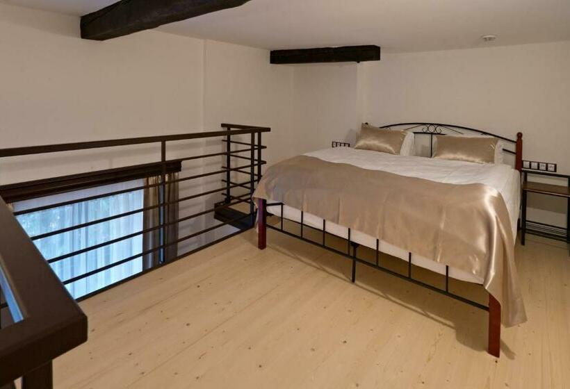 Семейный Номер, Zámek Wichterle   Hotel A Pivní Lázně