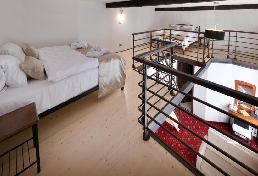 Семейный Номер Deluxe, Zámek Wichterle   Hotel A Pivní Lázně