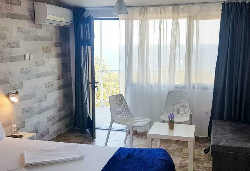 Трехместный Номер Deluxe Вид на Море, Simada Blue Guest House