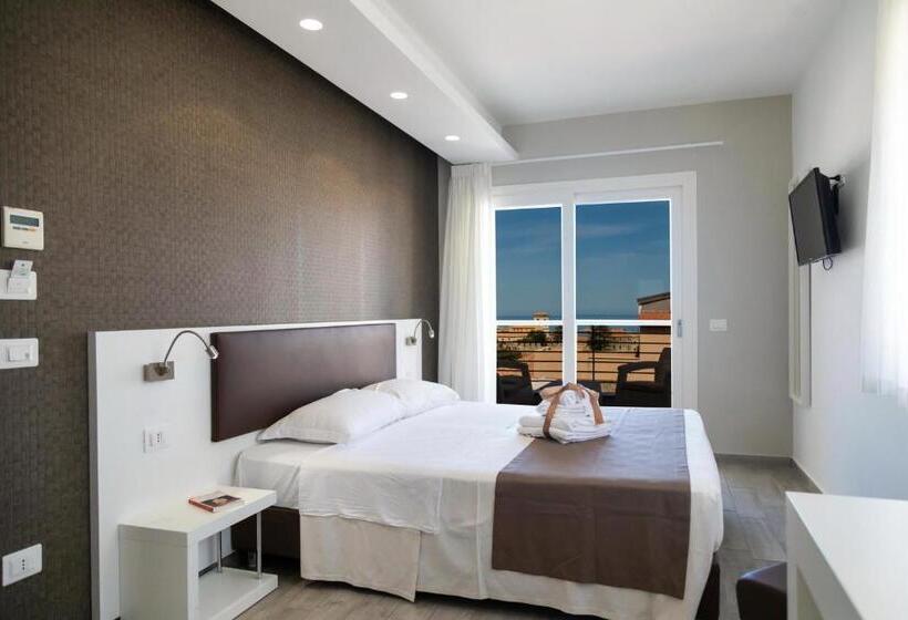 Номер Стандарт Вид на Море с Балконом, Rooms Dream Tropea