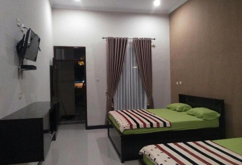 Номер Superior Вид на Сад, Sederhana Homestay
