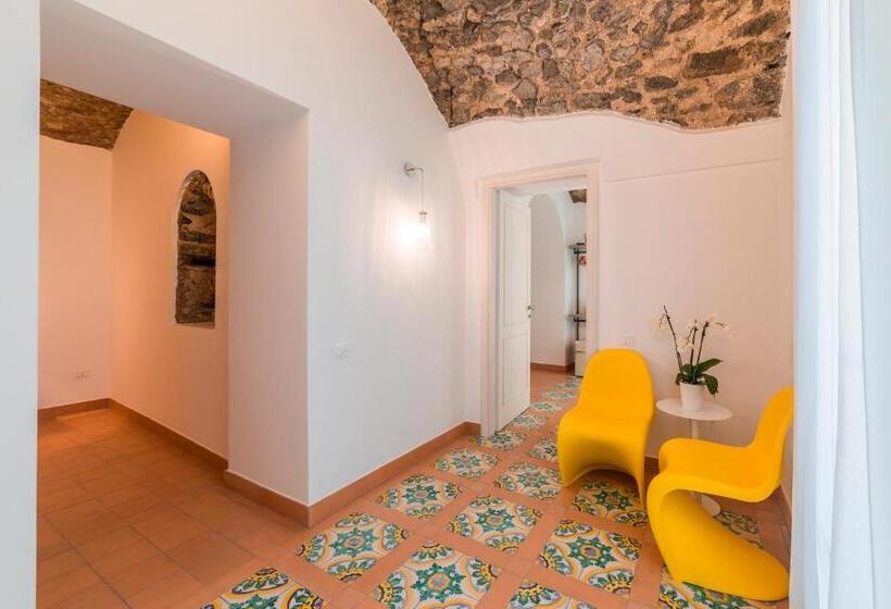 Номер Deluxe Вид на Море, Villa Amì