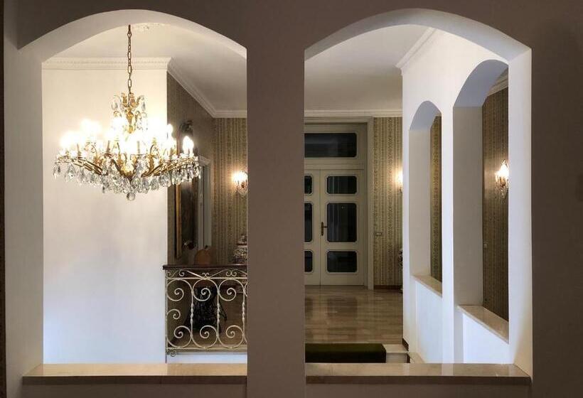 سوییت اجرایی, Giuseppe B&b