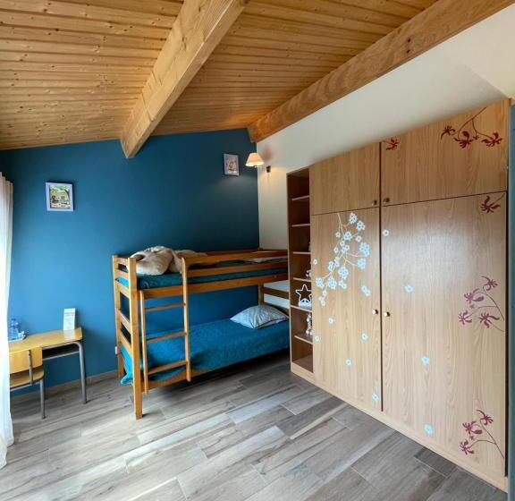 Номер Стандарт Вид на Сад, Gîte Du Puy De L étang