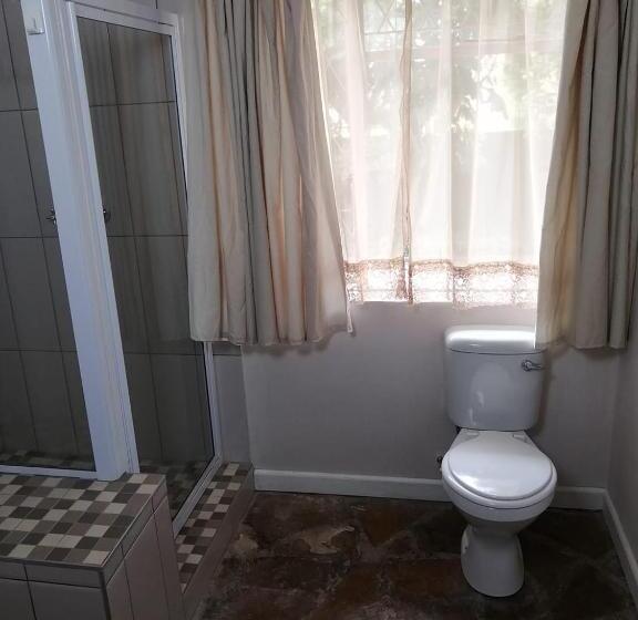 ガーデンビュースタンダードルーム, 36 Mount Road Guesthouse And Self Catering