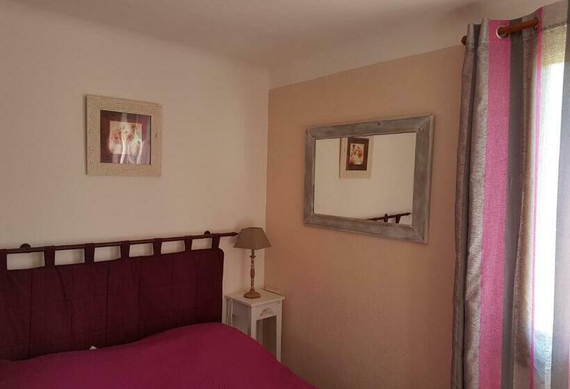 Номер Стандарт, L Auberge Galeria
