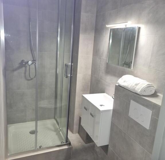 Номер Стандарт, L Auberge Galeria
