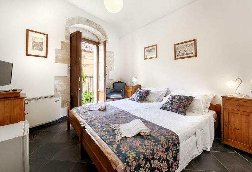 غرفة قياسية مزوَّدة بشُرفة, Locanda La Meridiana