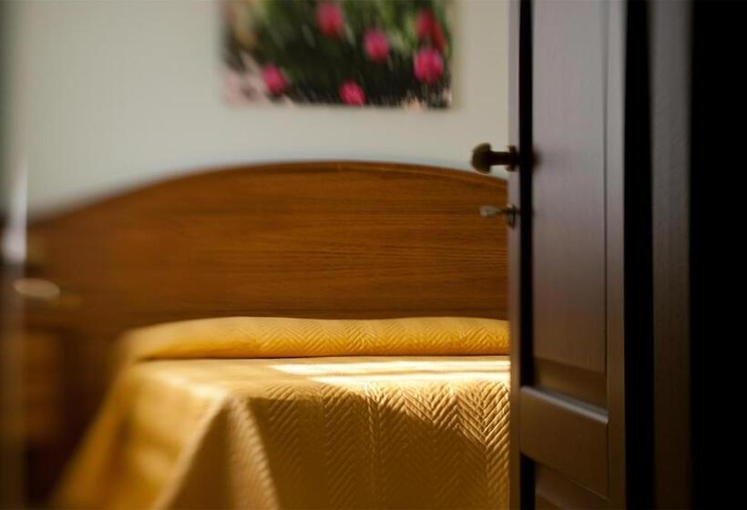 اتاق استاندارد, B&b Angela