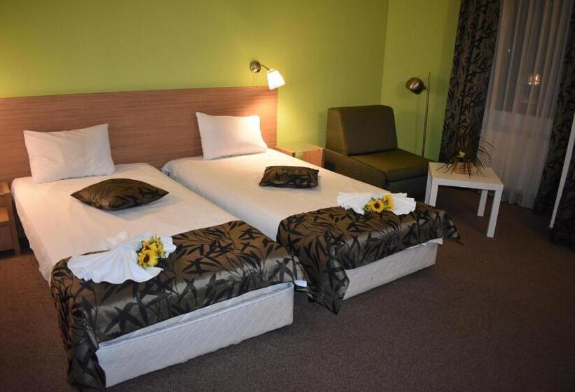 Quarto Estandar, Green Hisar Hotel Family