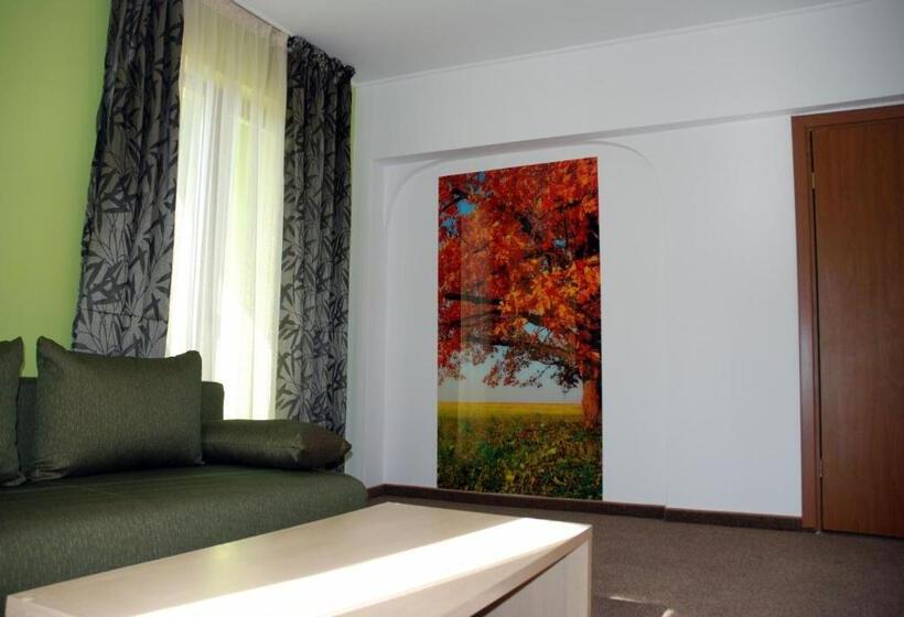 Апартаменты 1 Спальня с Балконом, Green Hisar Hotel Family