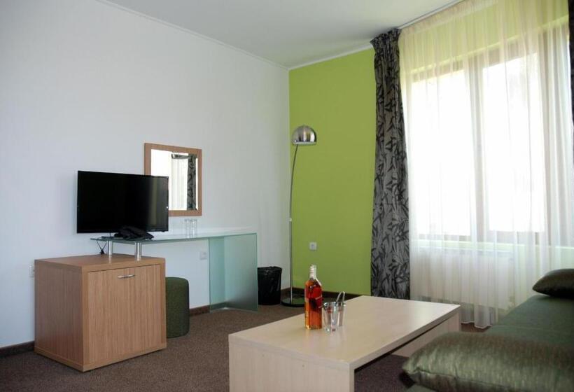 Apartamento 1 Dormitório com Sacada, Green Hisar Hotel Family