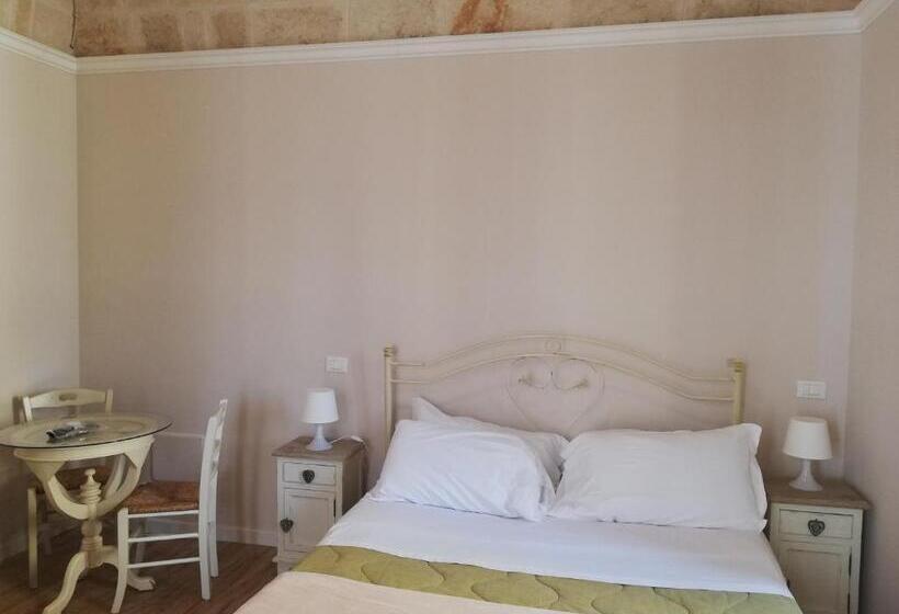 Quarto Estandar, Al Rosa Antico