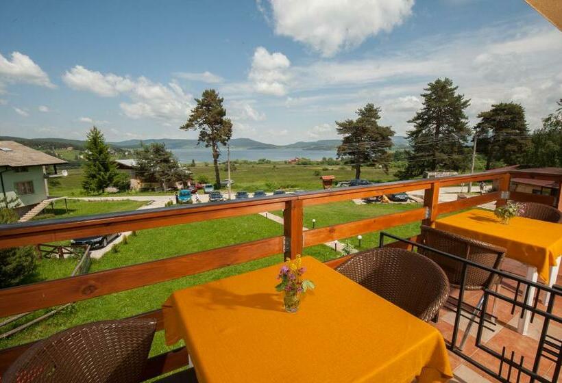Номер Стандарт Вид на Озеро, Guest House Lidia