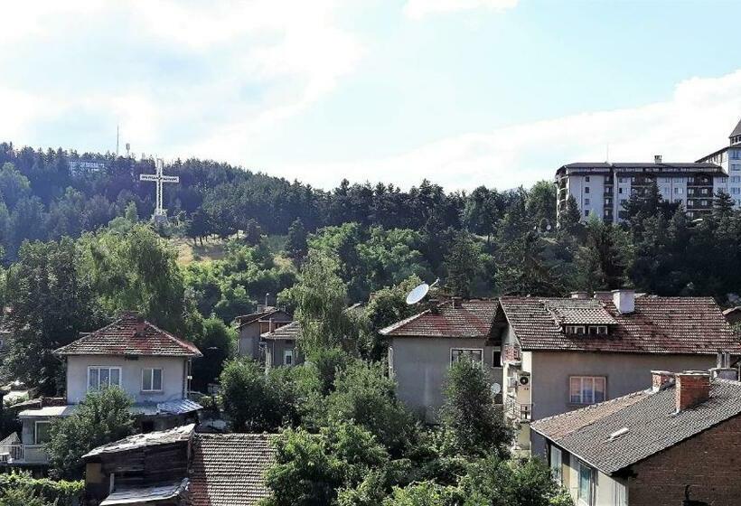 Апартаменты Пентхаус 1 Спальня, Guest House Radoychevi