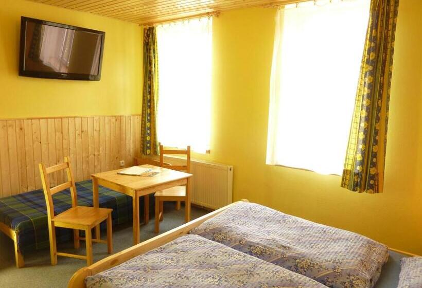 Номер Стандарт Трехместный, Penzion Na Rozcestí