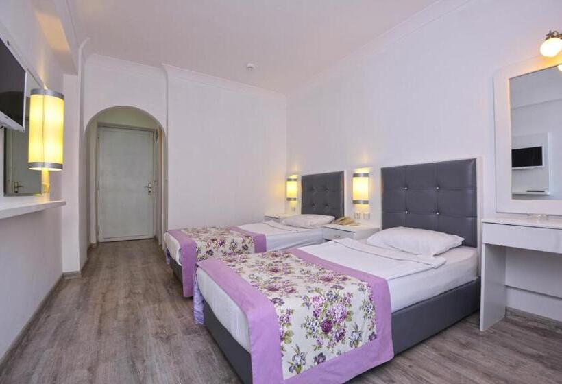 חדר סטנדרט לשלושה, Halıcı Hotel Marmaris
