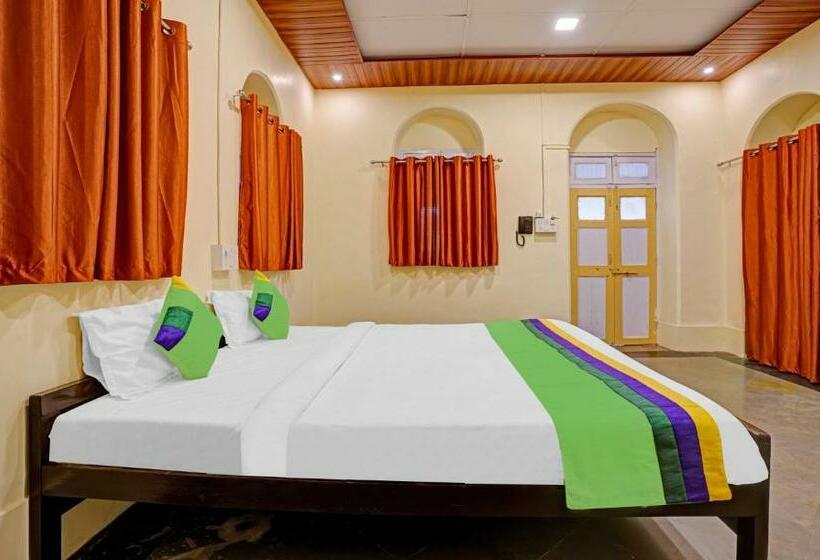 디럭스 룸, Treebo Cecil Resort, 600 Mtrs From Matheran Railway Station