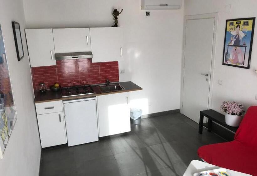 Апартаменты 2 Спальни с Балконом, Accomodation Libertino