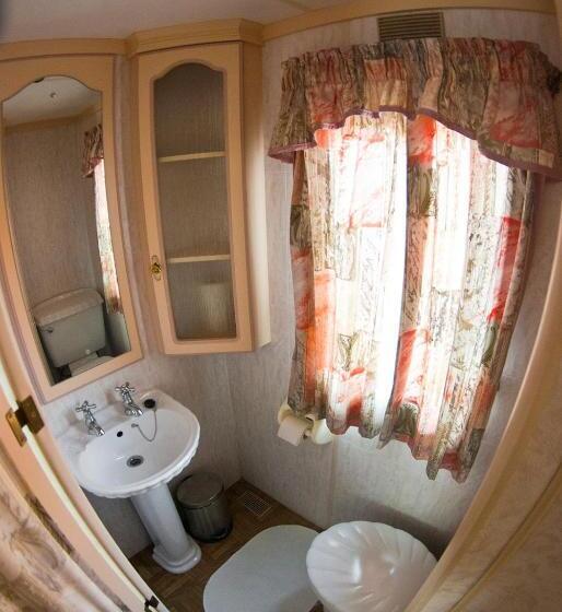 بانگلوی استاندارد, Hostel Filip