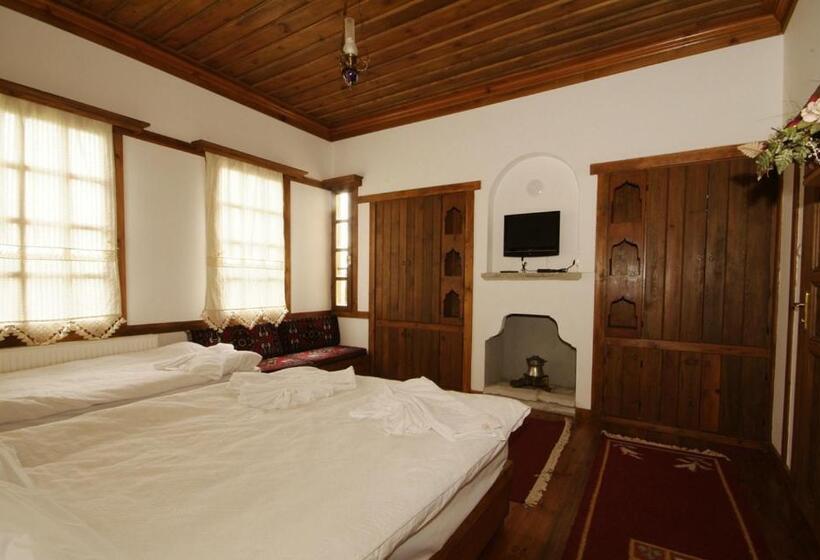 Номер Стандарт, Kardelen Konakları