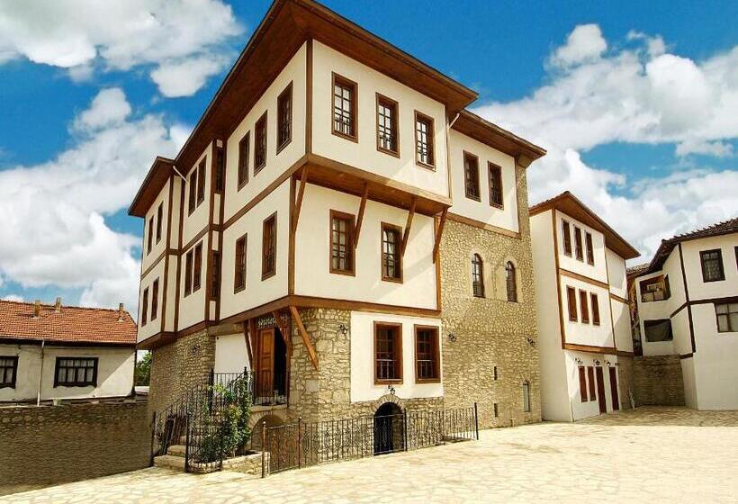 Четырехместный Номер Стандарт, Kardelen Konakları
