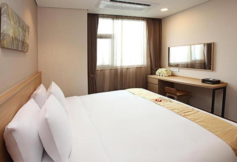 Номер Стандарт, Skypark Dongdaemun I