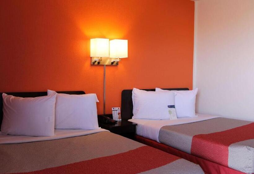 Номер Стандарт, Motel 6goodland, Ks