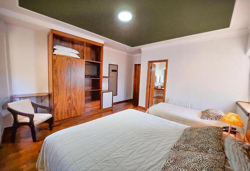 اتاق استاندارد سه نفره, Pousada Victoria Villa By Nacional Inn   A 800 Metros Da Vila Capivari