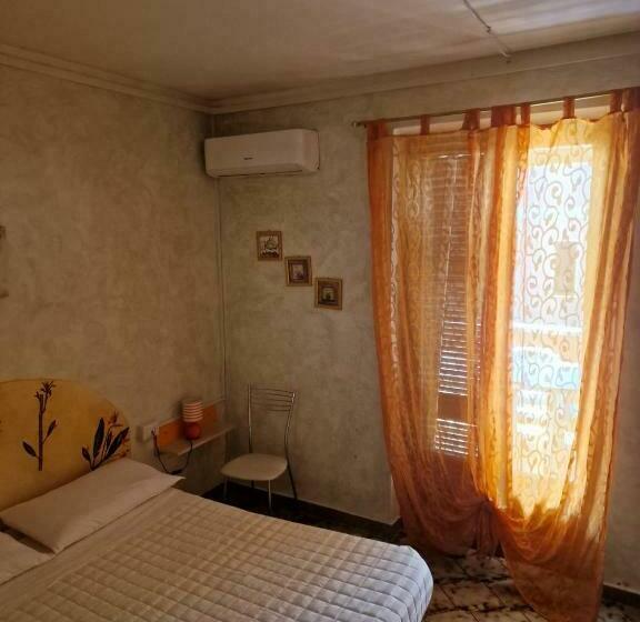 スタンダードルーム, Guest House Tra Rocce E Mare