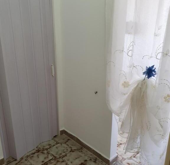 スタンダードルーム, Guest House Tra Rocce E Mare