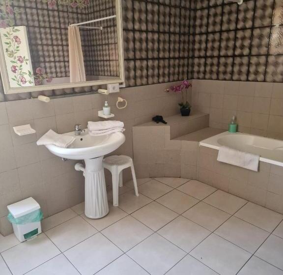 スタンダードルーム, Guest House Tra Rocce E Mare